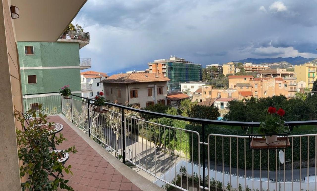 Apartamento A Casa E' Mamma Península Sorrentina Exterior foto